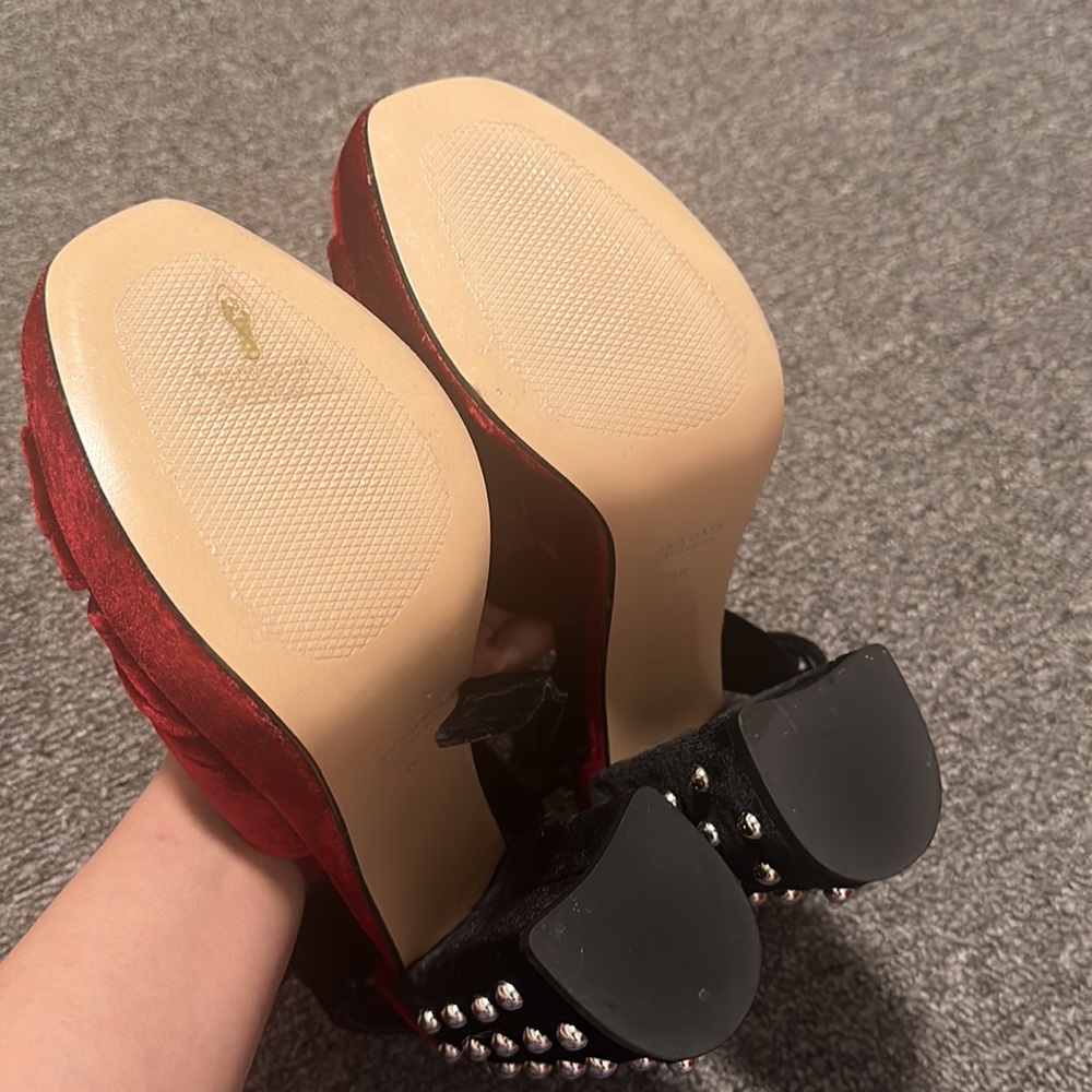 Zara Platform Shoes - Picture 2 of 4
